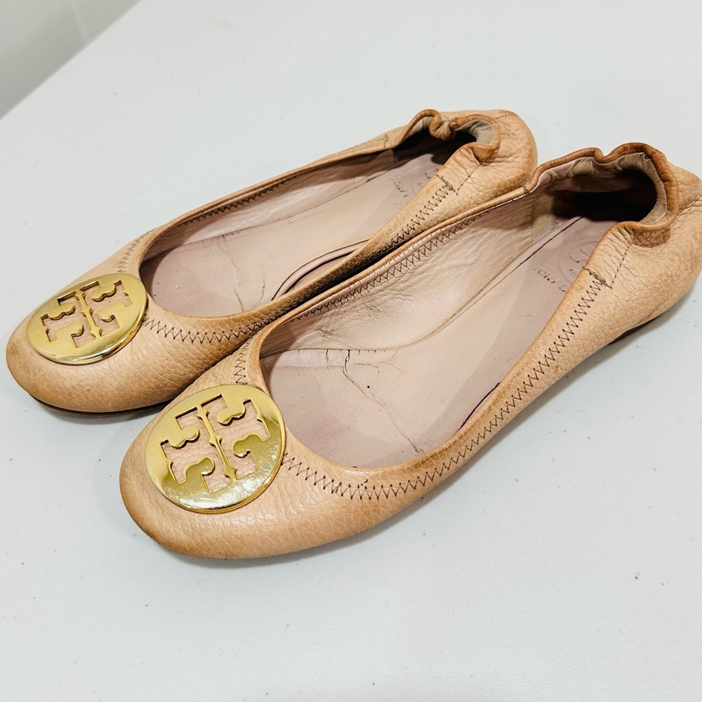 Tory Burch‎ Reva Ballet Flats 6M Camel Leather Logo Medallion Elastic Back